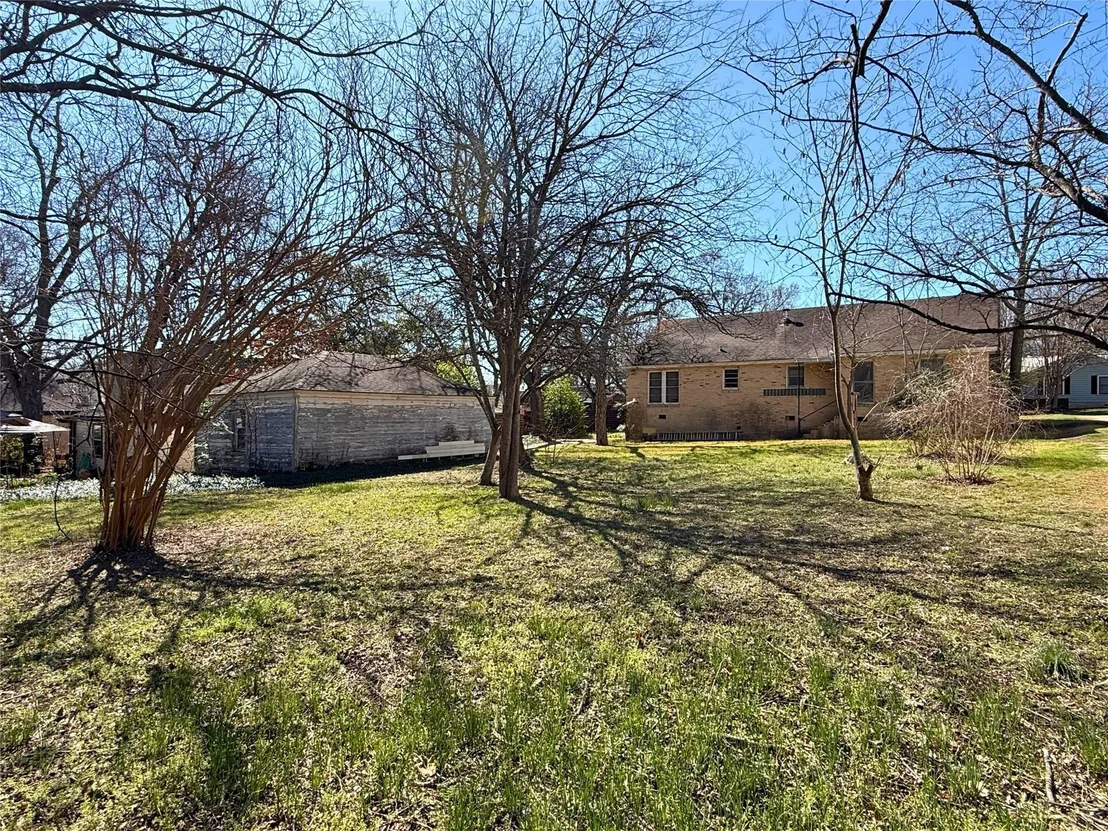 Photo of 1604 Dywer Ave