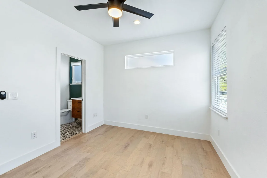 Photo of Unit 2 at 2905 Lyons RD