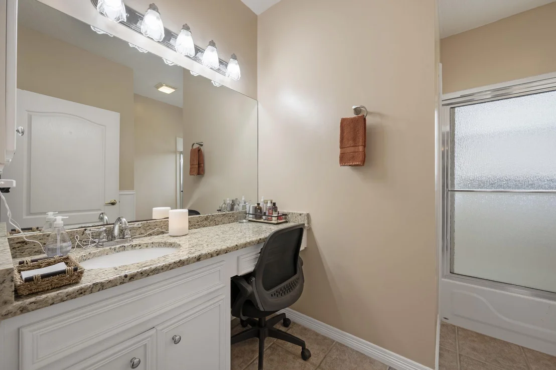 Photo of 102 Stacey LN