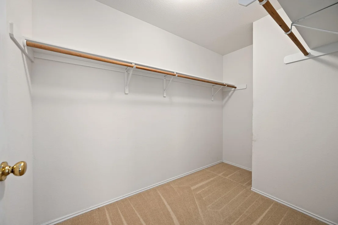 Photo of 204 Katherine WAY