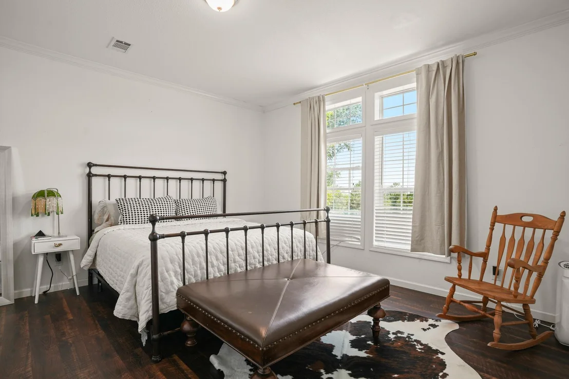 Photo of 15701 Forest Glen CV