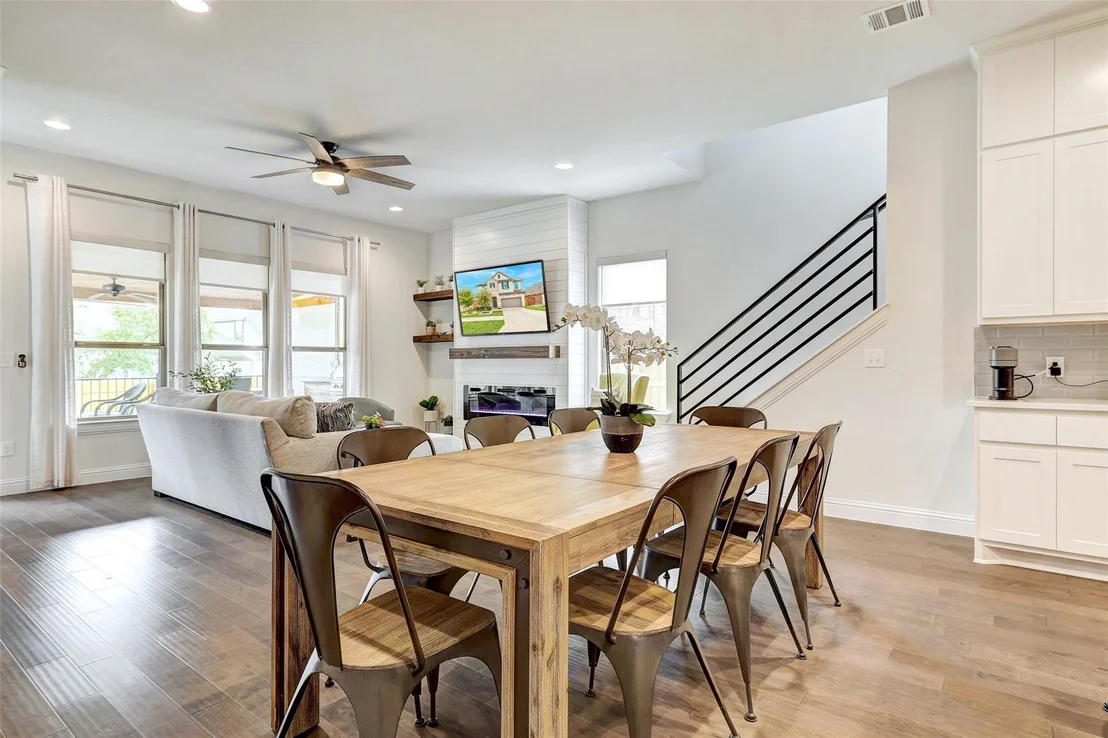 Photo of 2708 Brushwood Meadow