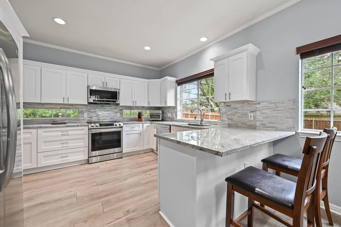 Photo of 7901 Henry Kinney ROW