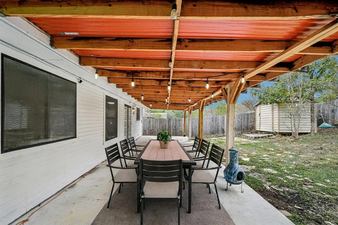 Photo of 7004 Colony Loop DR