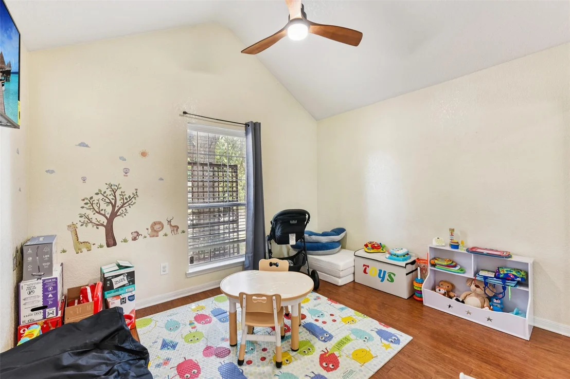 Photo of 5318 W Ridge BLVD