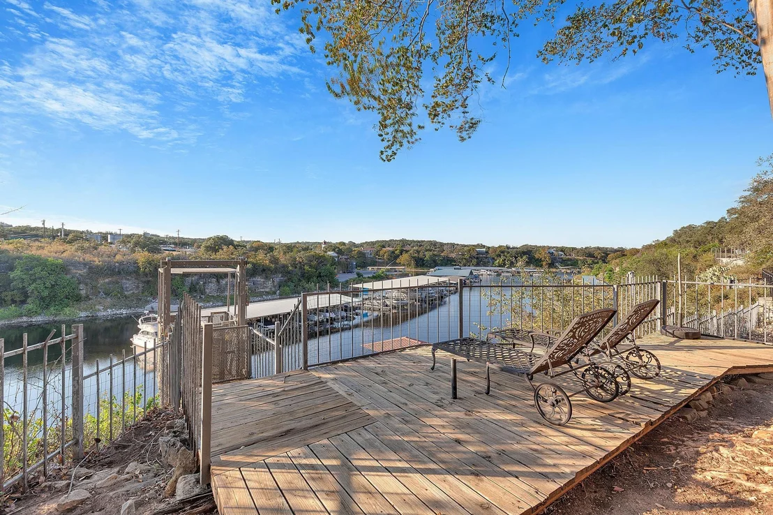 Photo of 22012 Briarcliff DR