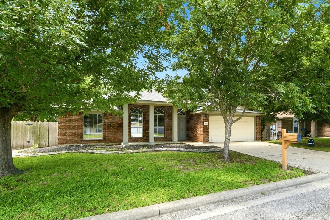 Photo of 3405 Crystal CIR