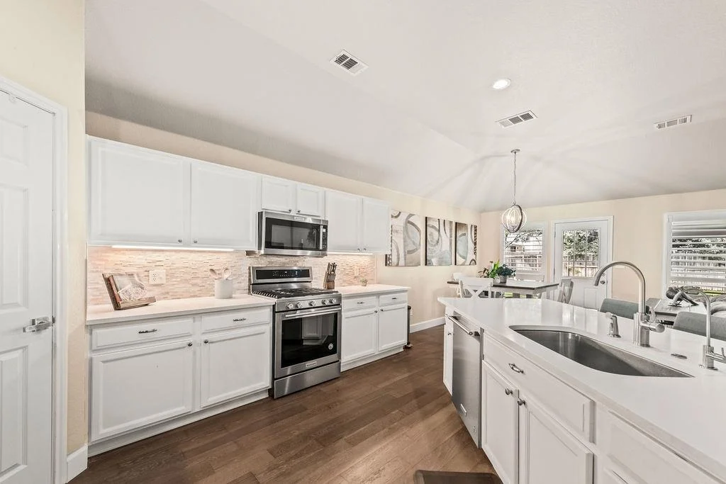 Photo of 4221 N Summercrest LOOP