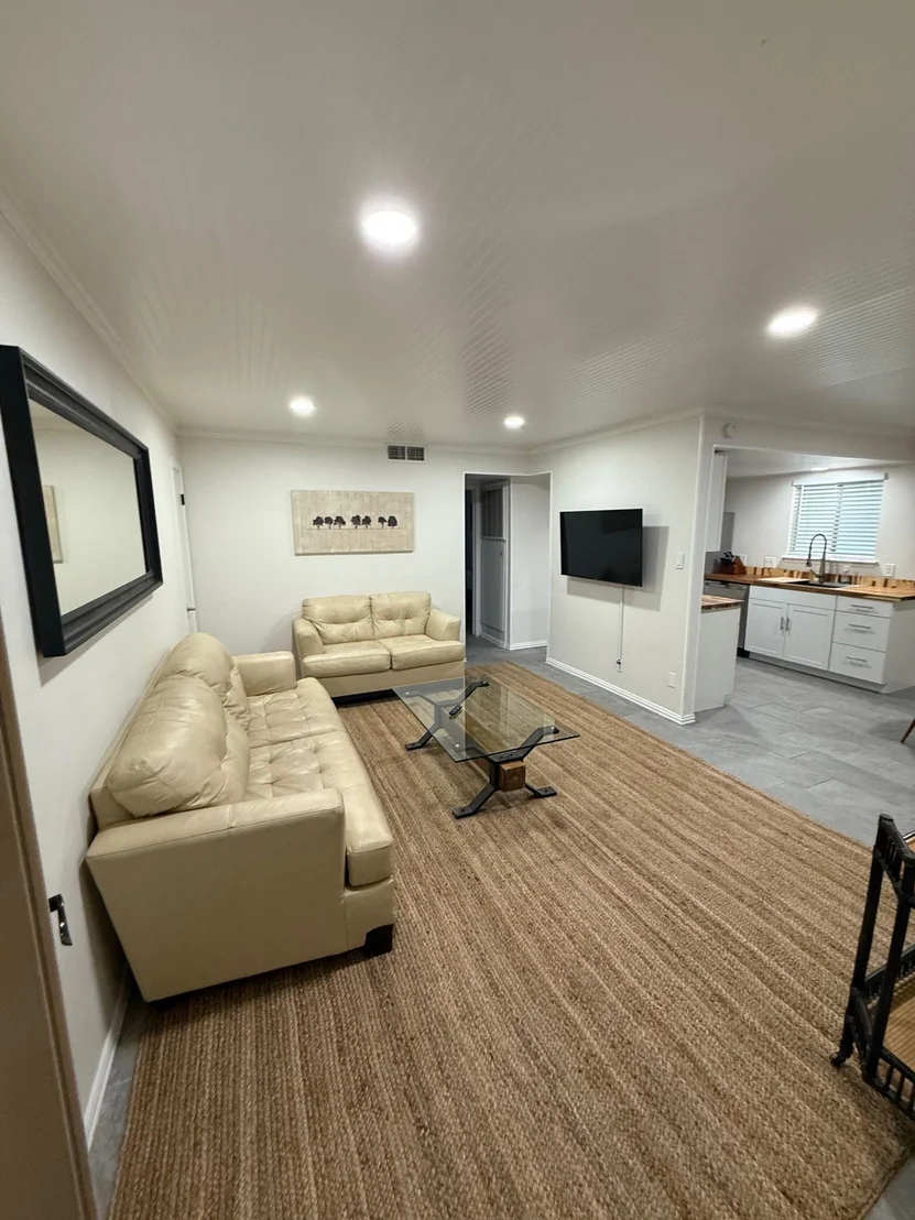 Photo of Unit D at 3417 Willowrun DR