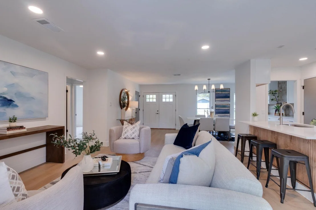 Photo of 1002 Alden DR