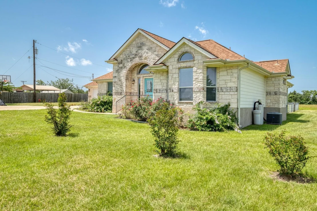 Photo of 341 Brown RD
