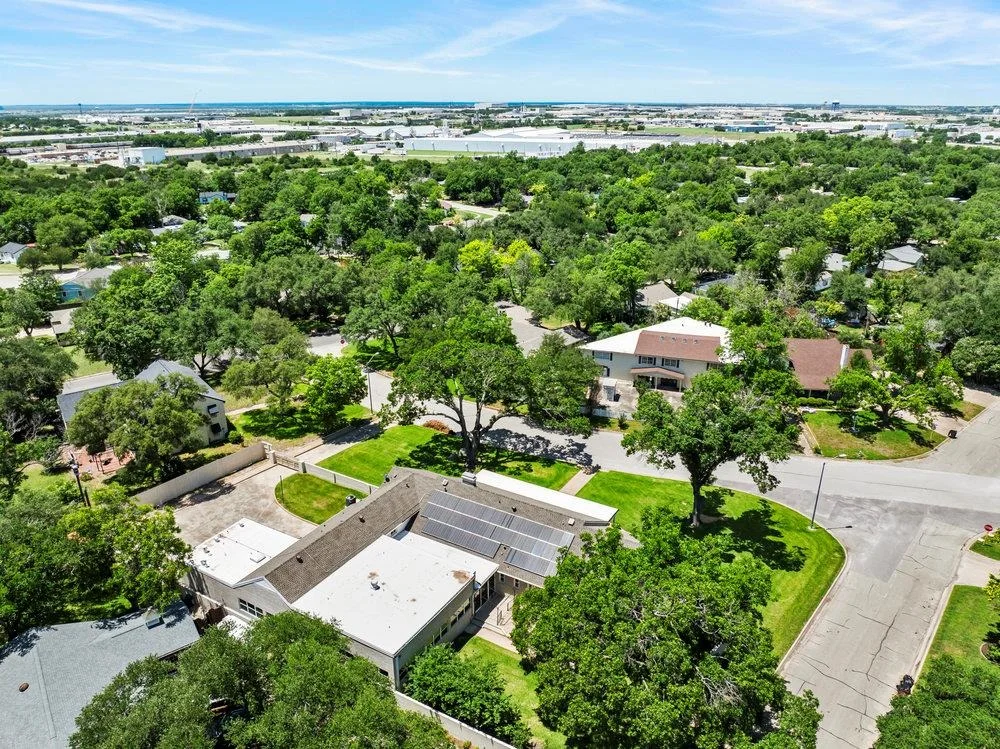Photo of 707 W Thompson Ave