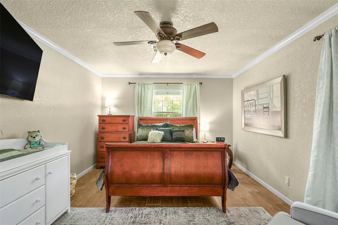 Photo of 731 Verna Lee BLVD