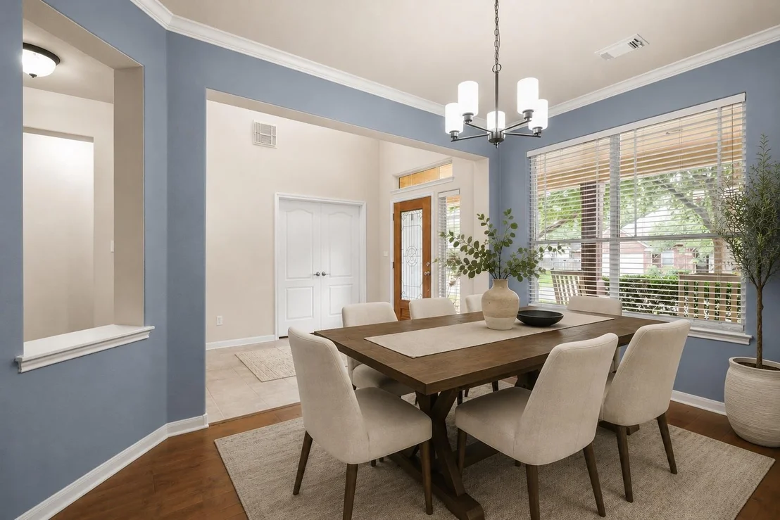 Photo of 606 Victoria DR