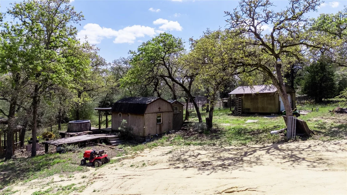 Photo of 3950 Private Road 2015
