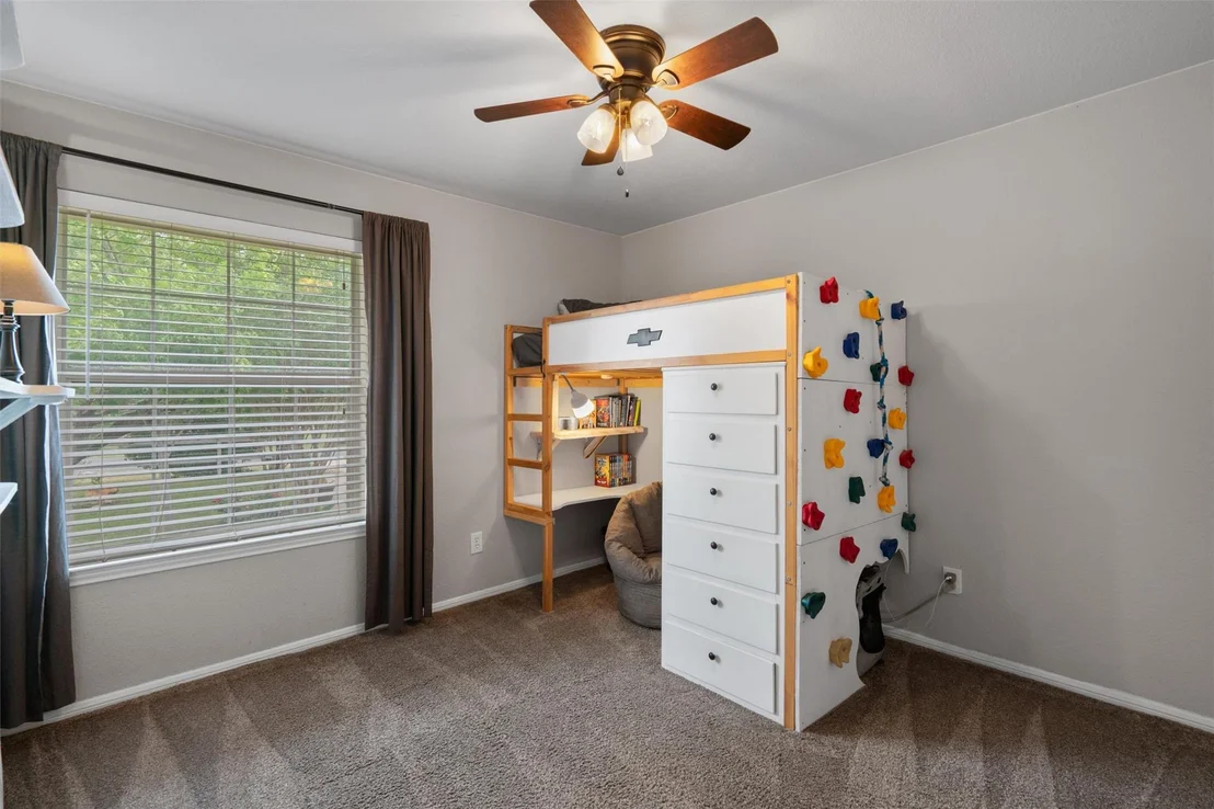 Photo of 117 Signal Hill DR