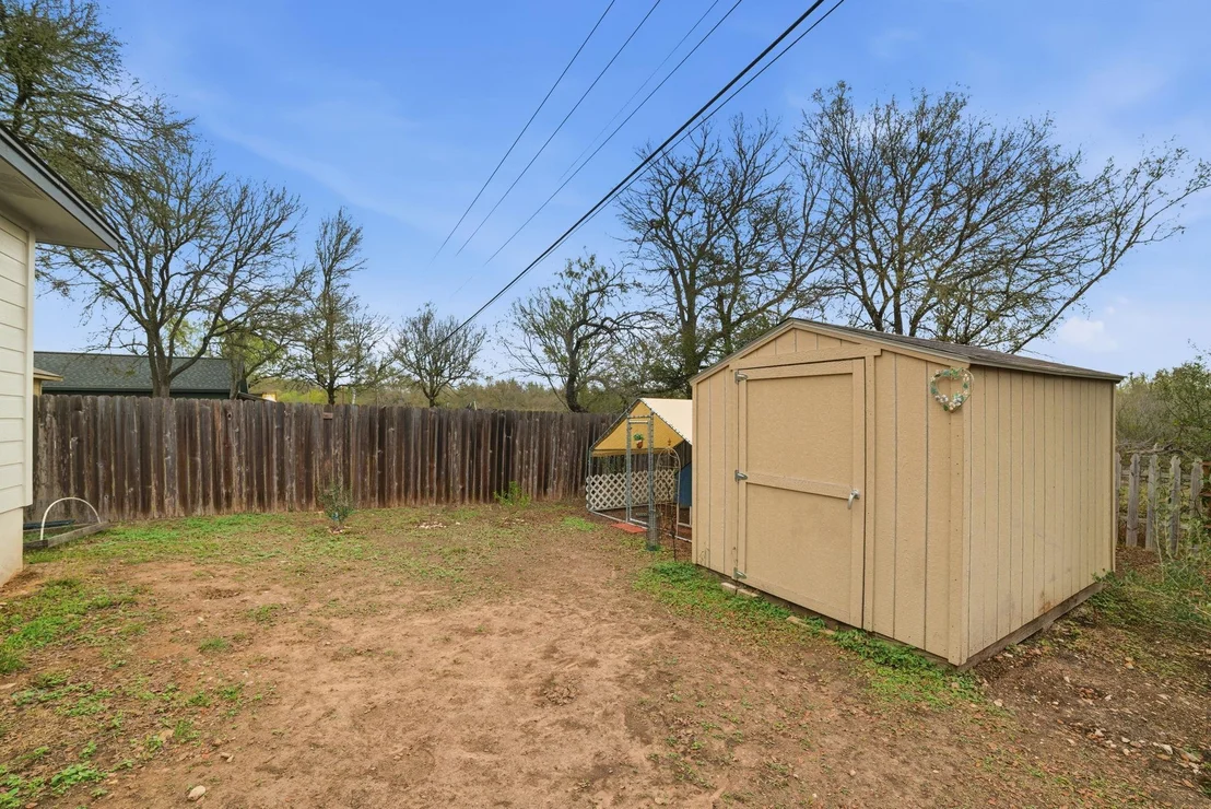 Photo of 104 S Mockingbird CIR