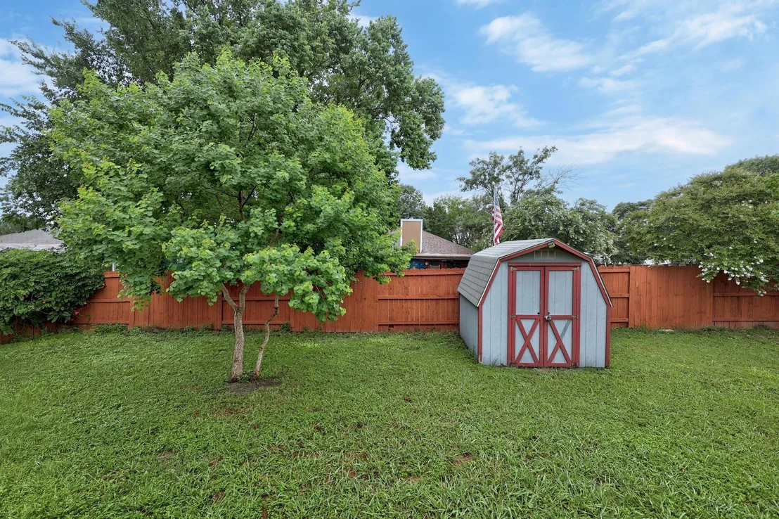 Photo of 7200 Wardman DR
