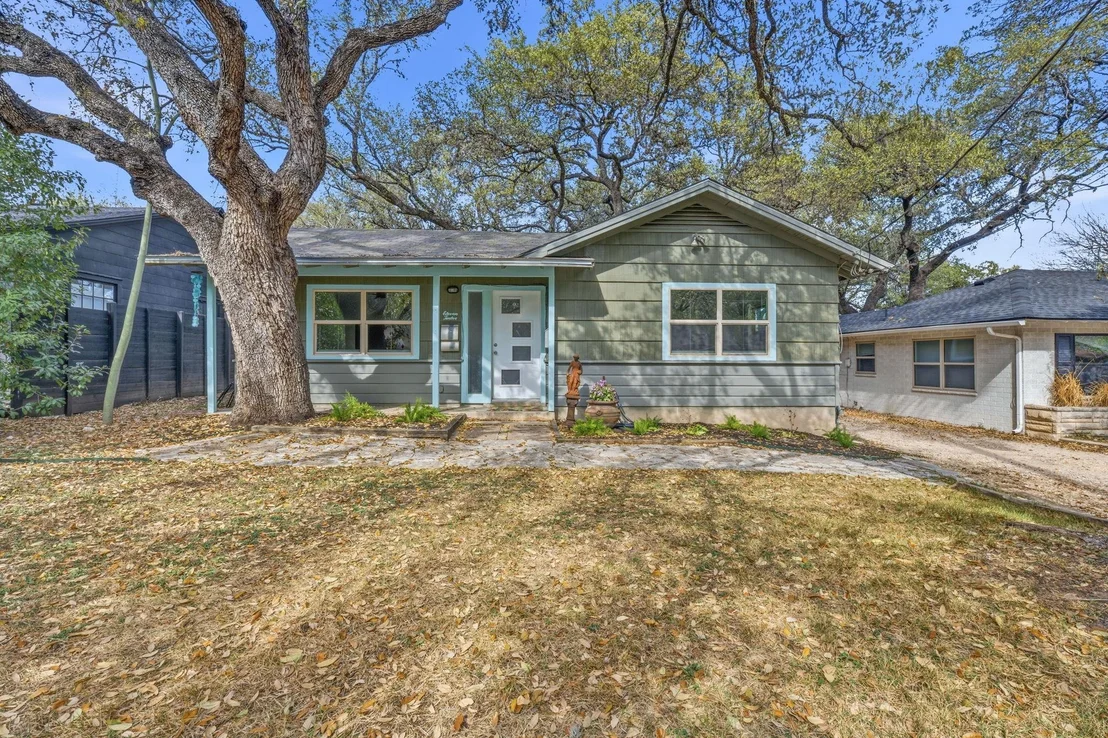 Photo of 1112 Mission RDG