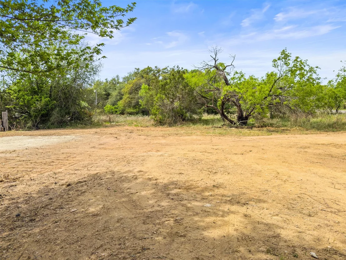 Photo of 933 County Road 118