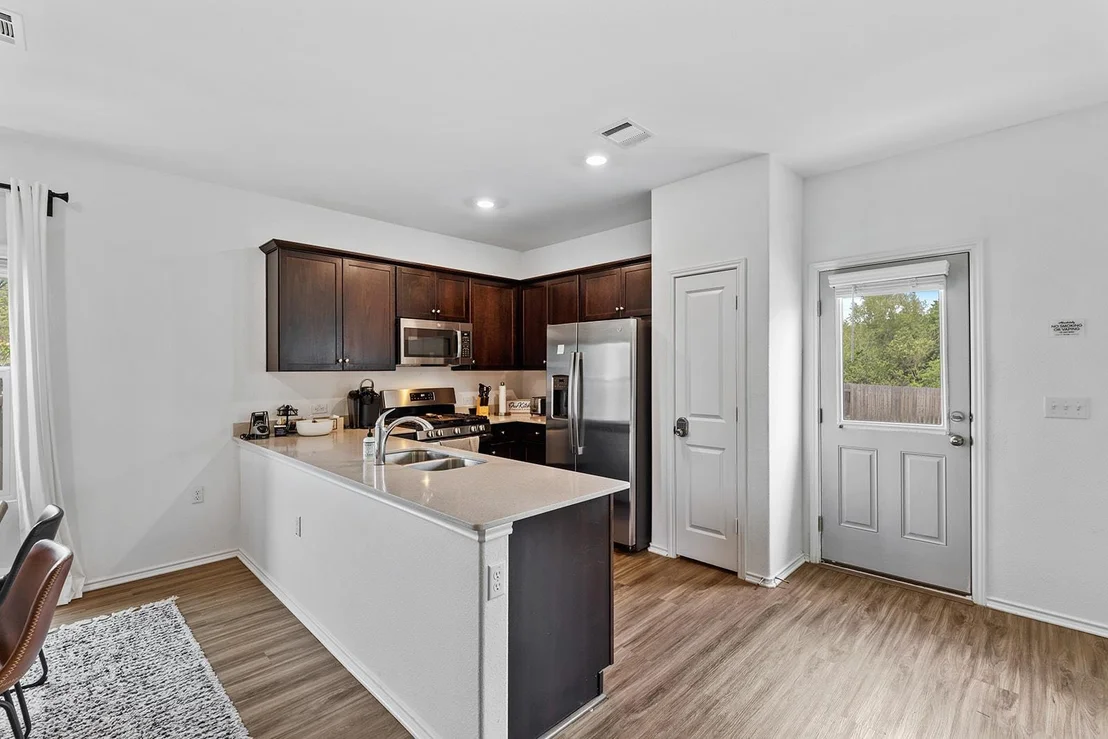Photo of 2204 Nightview DR