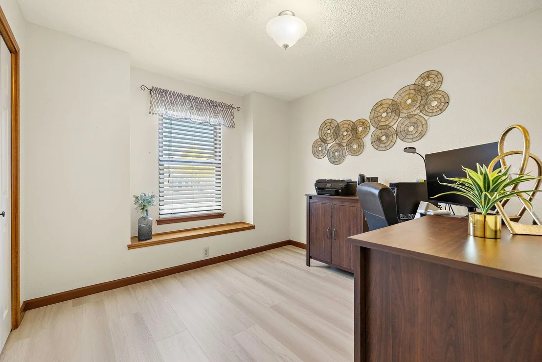 Photo of 2105 Boxwood PATH