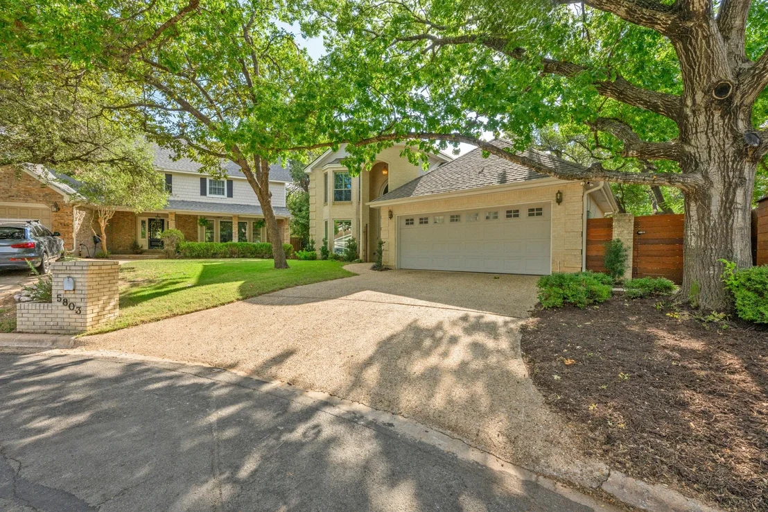 Photo of 5803 Harrington CV