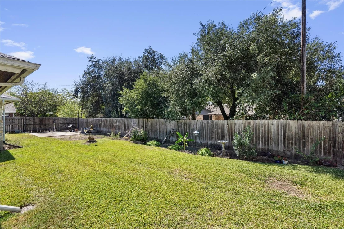 Photo of 2201 Carolyn DR