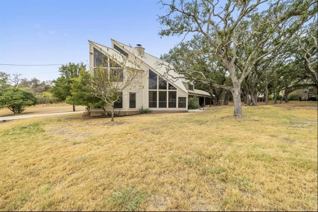 Photo of 318 Coventry RD
