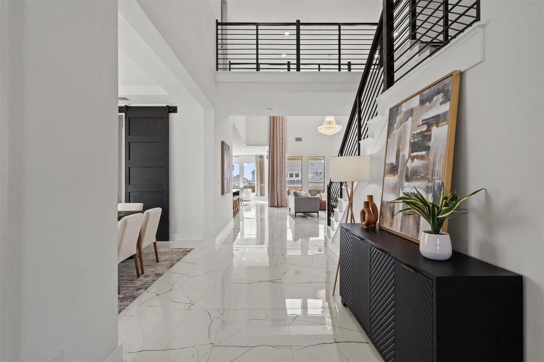 Photo of 4909 Risana BND