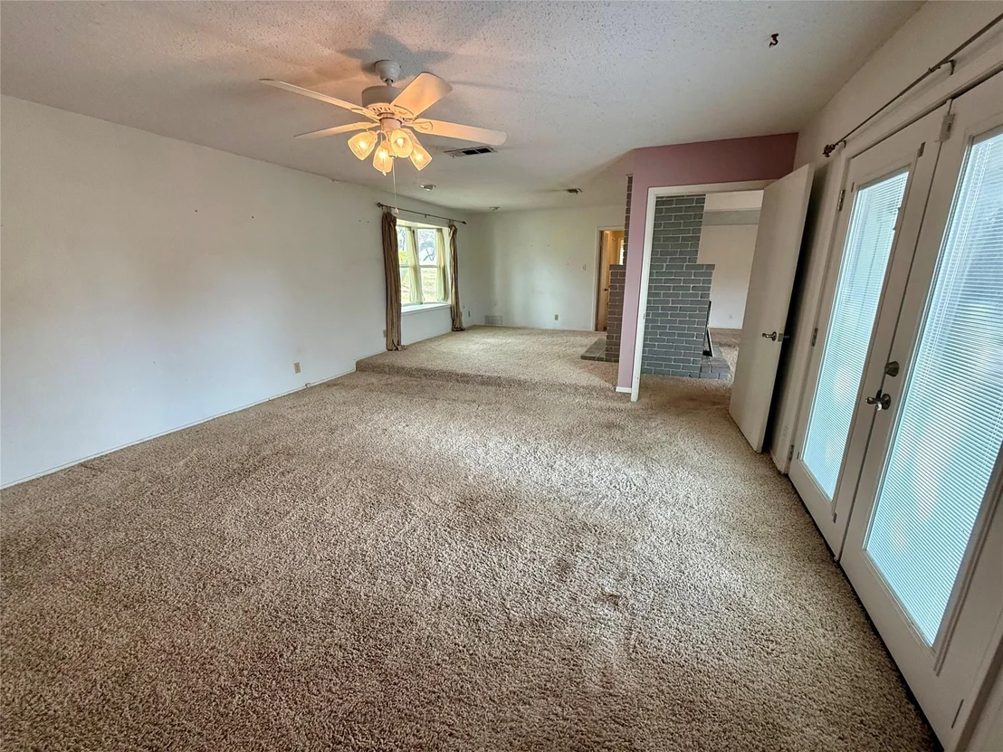 Photo of 8402 Candelaria DR