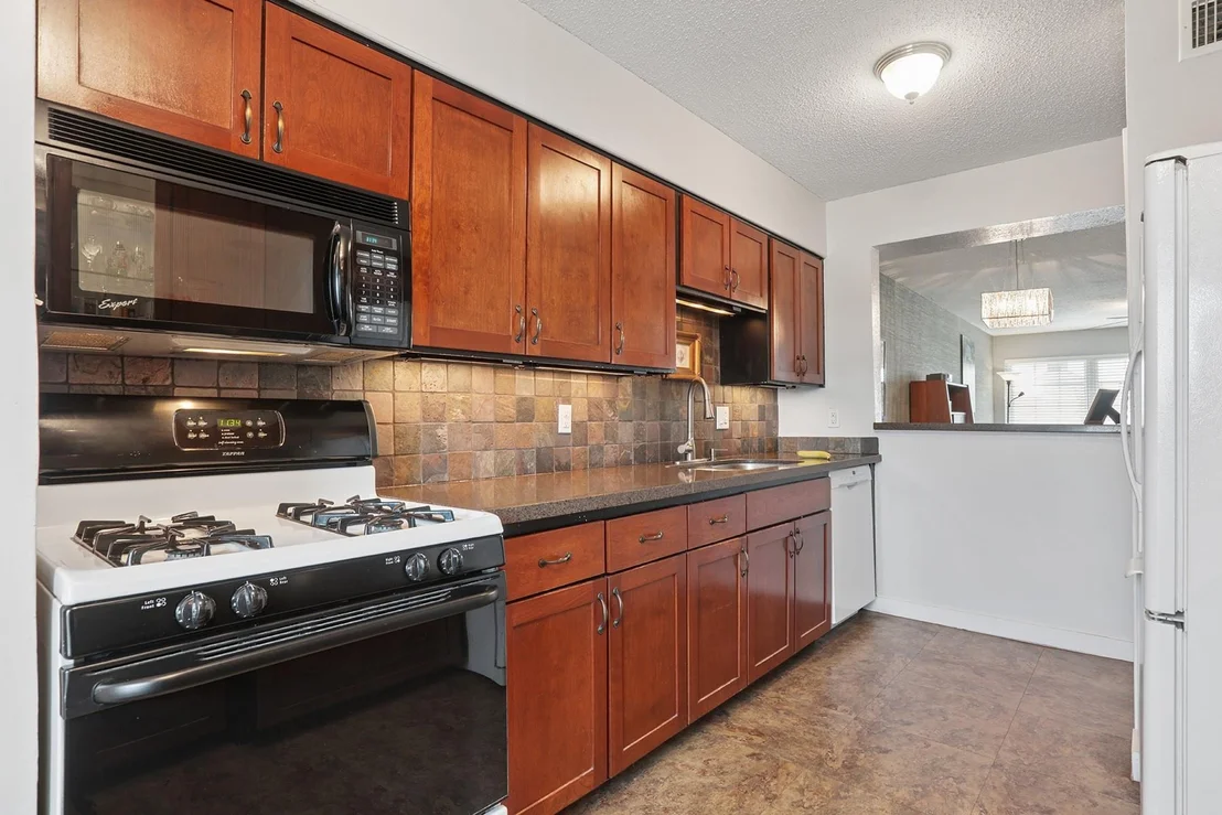 Photo of Unit 89 at 2425 Ashdale DR