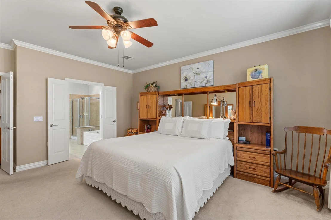 Photo of 200 Apache Mountain LN