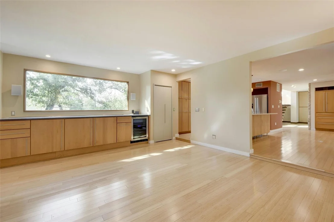 Photo of 312 Eanes School RD
