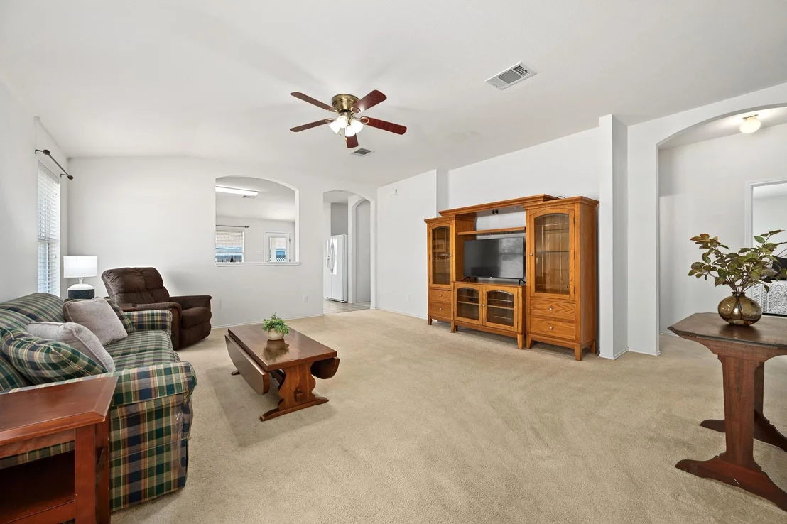 Photo of 204 Katherine WAY