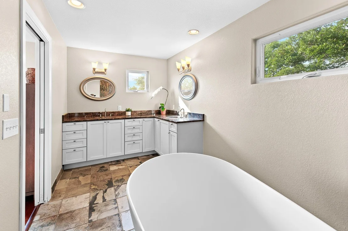 Photo of 3503 Arrowhead DR