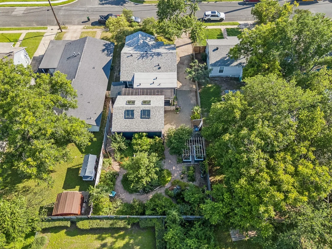 Photo of 4608 Wally Ave