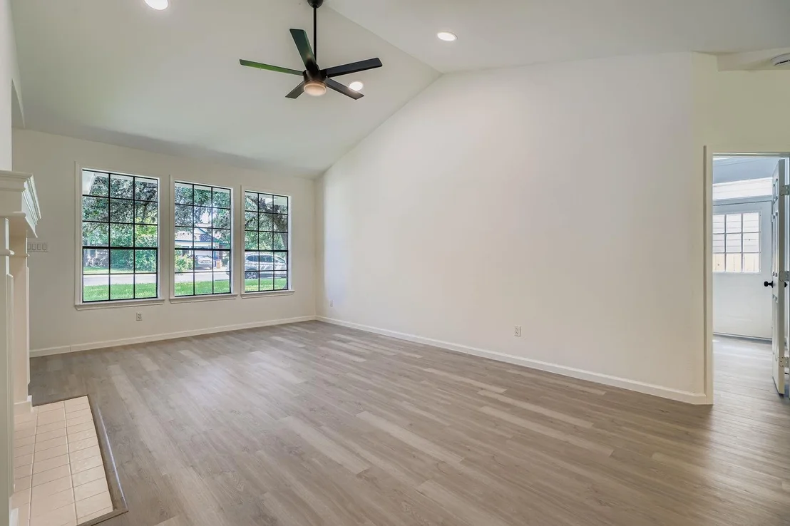 Photo of 5813 Abilene TRL