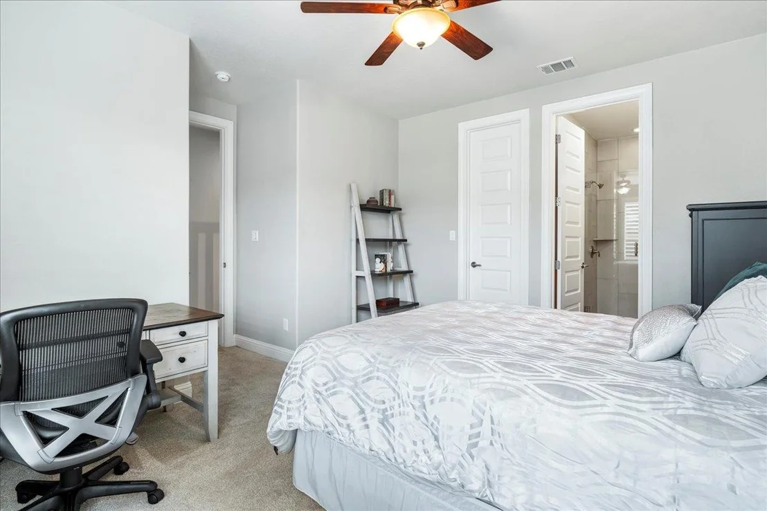 Photo of 408 Riva Ridge PL
