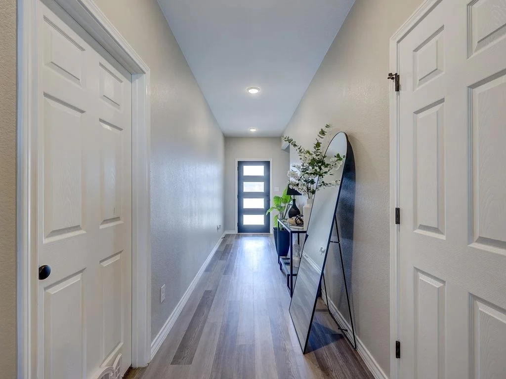 Photo of 1004 Sandra Ann WAY