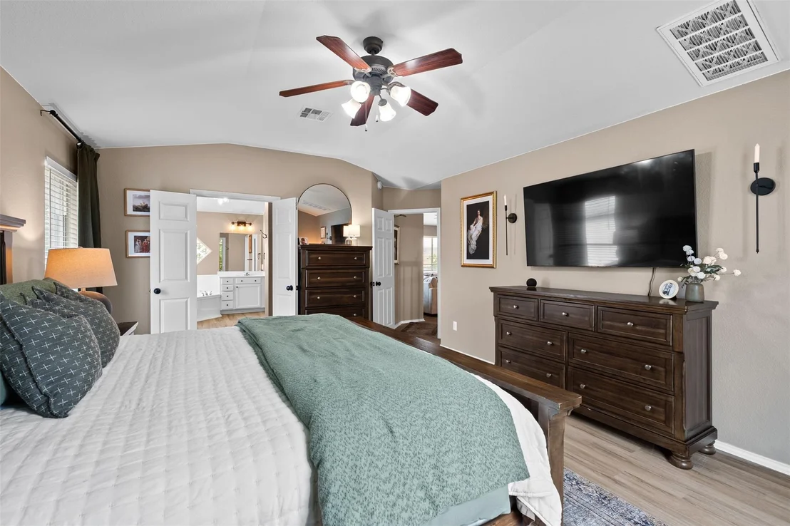 Photo of 7107 Kevin DR