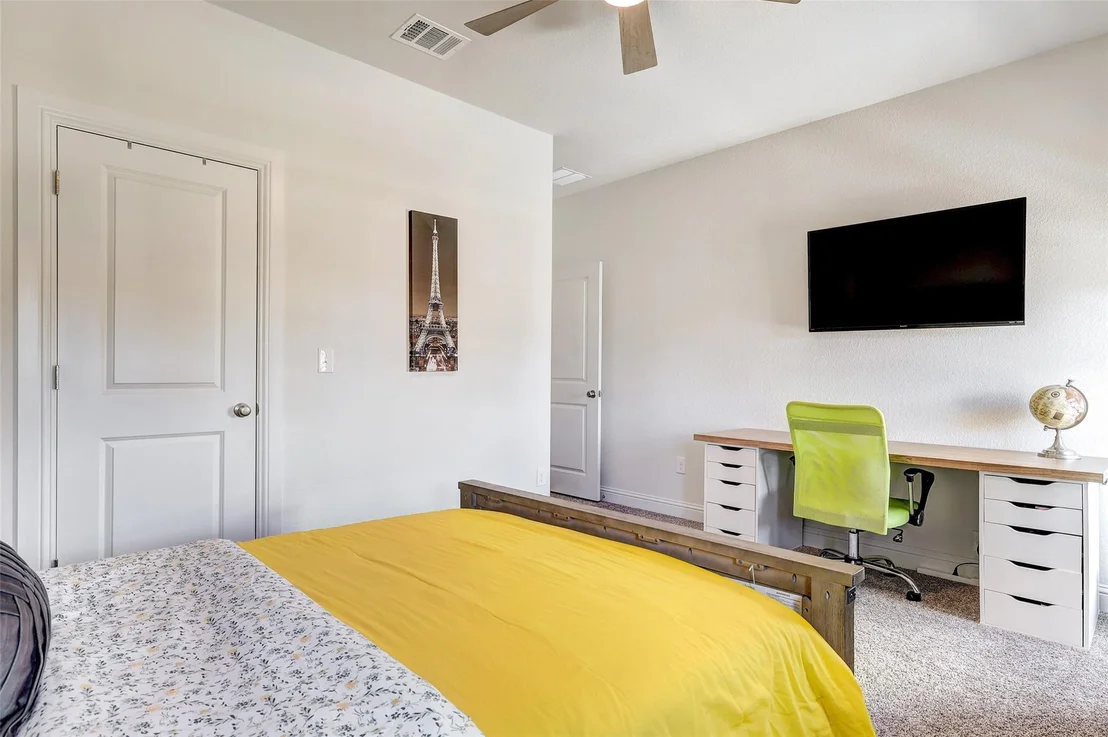 Photo of 2708 Brushwood Meadow