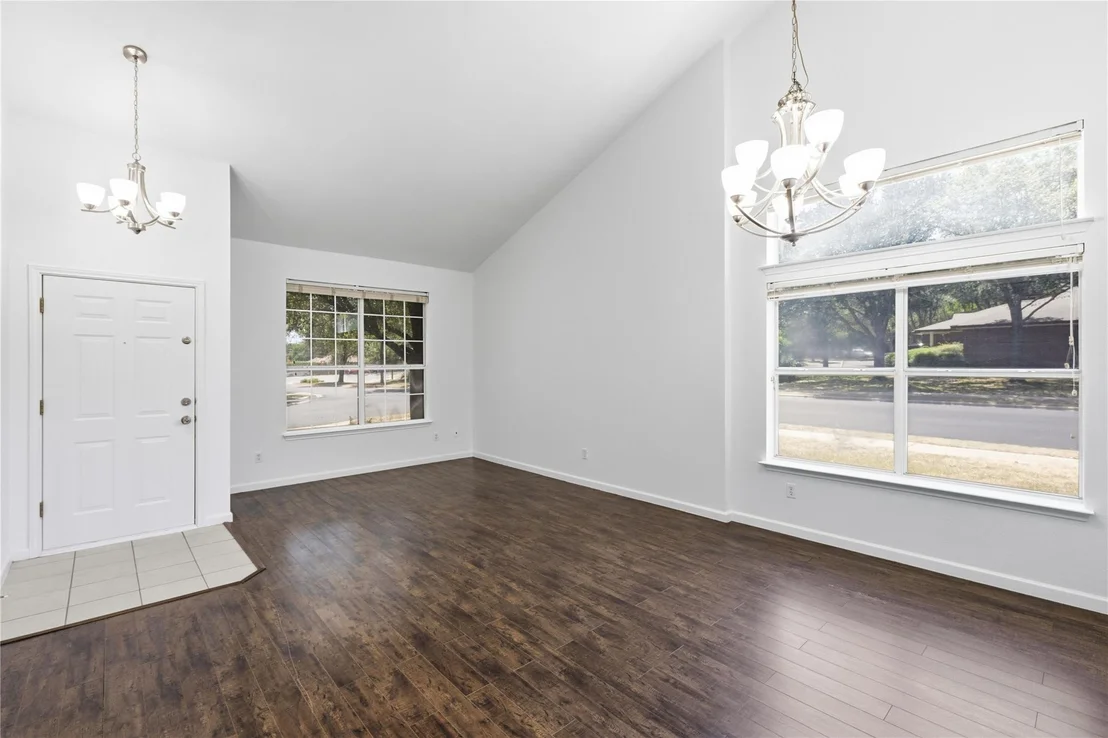 Photo of 4228 Columbine DR
