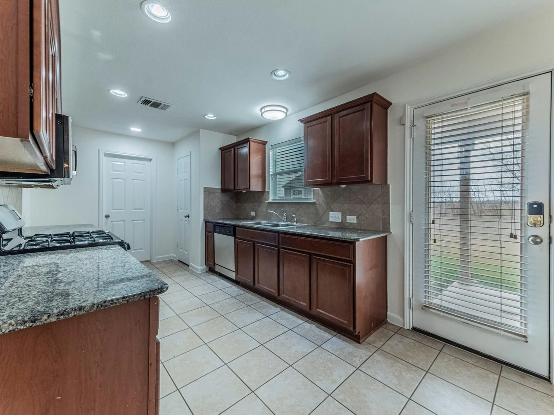Photo of 317 Ames CV