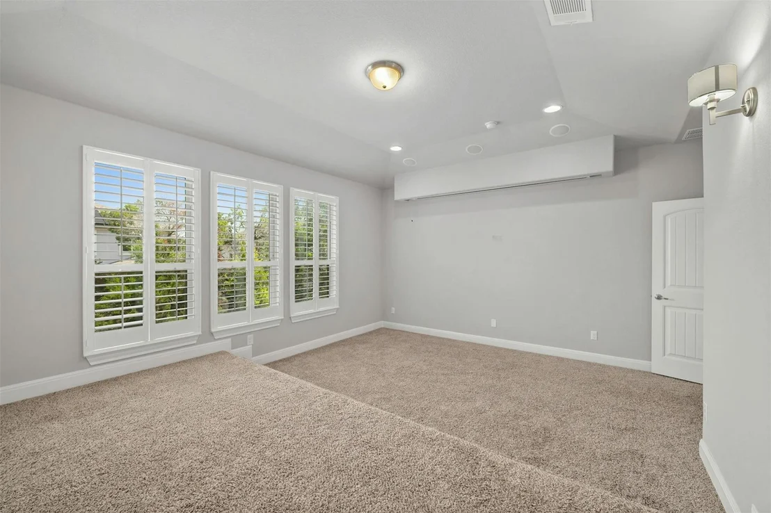 Photo of 16025 La Rosa DR