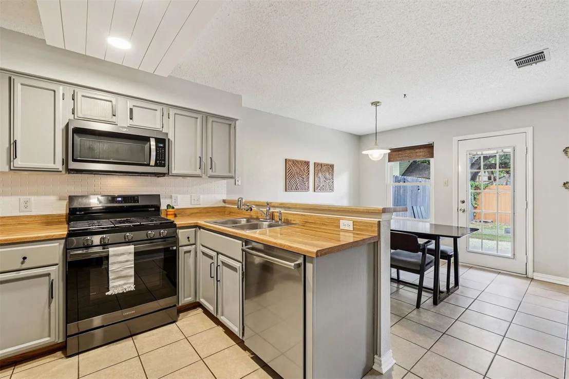 Photo of 12924 Modena TRL