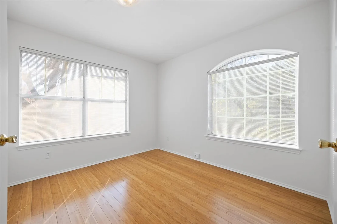 Photo of Unit 12 at 4400 Switch Willo