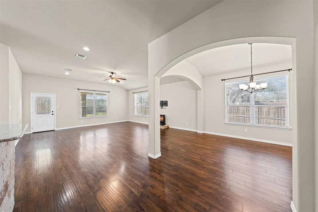 Photo of 5502 Juno DR