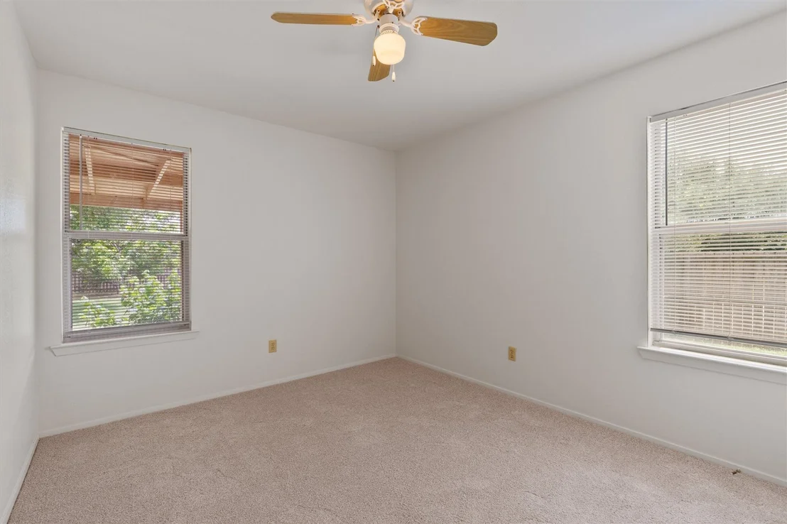 Photo of 716 Northern TRL