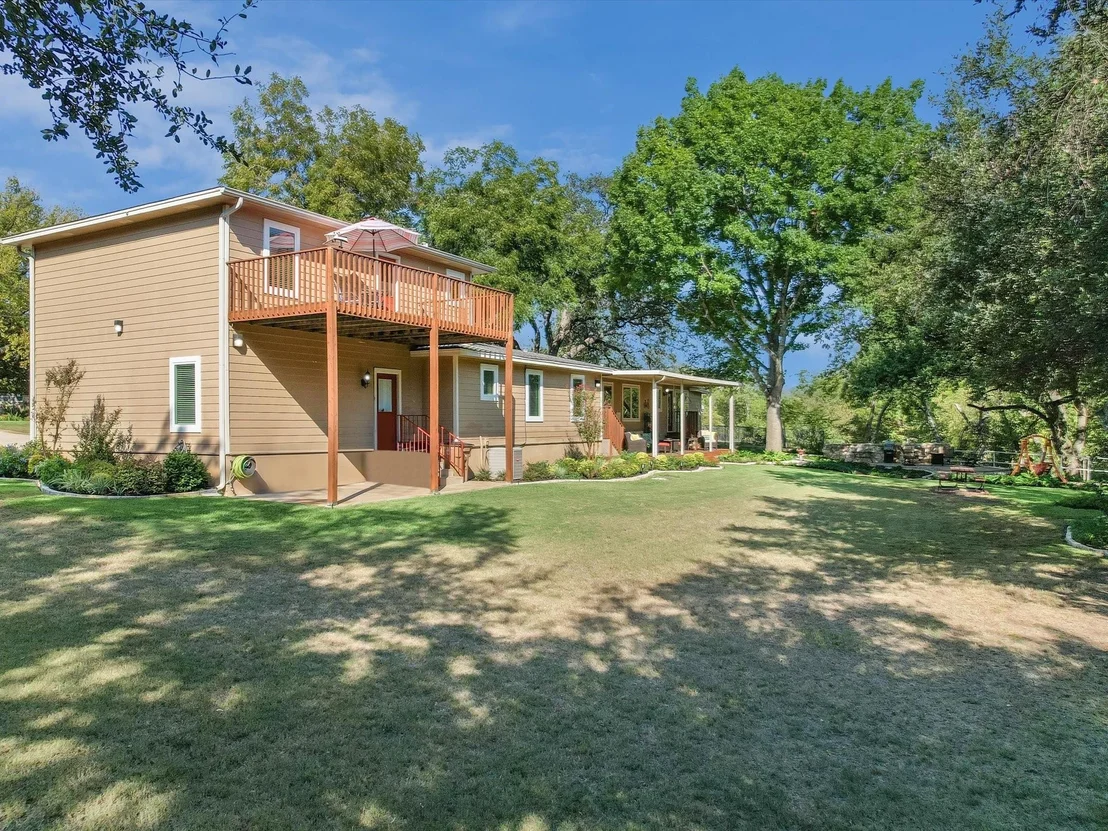 Photo of 832 Walnut Creek DR